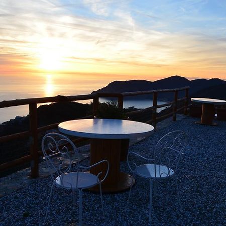 Cade Ventu Hotel Vernazza Buitenkant foto