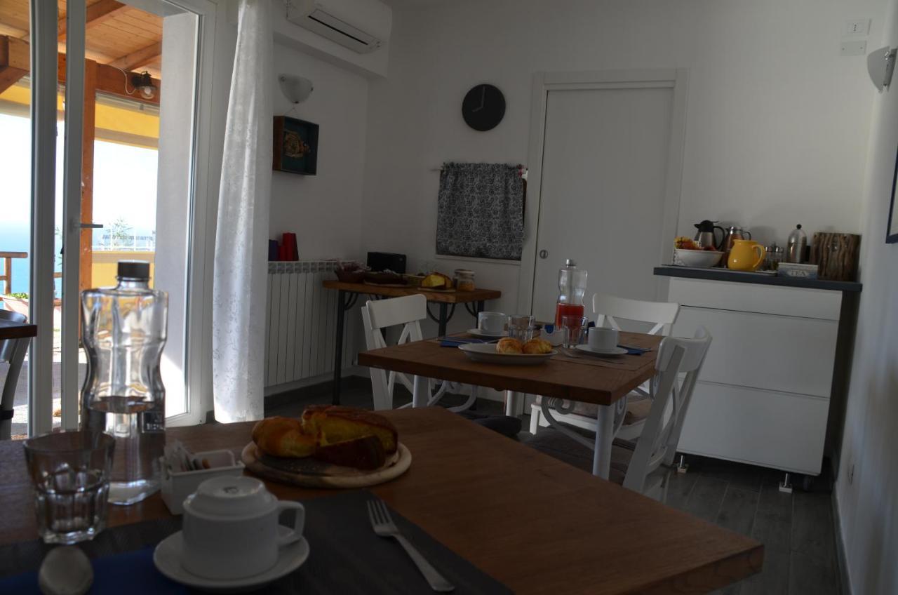 Cade Ventu Hotel Vernazza Buitenkant foto